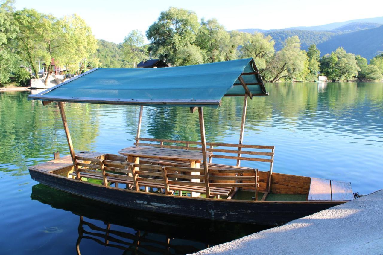 Am Una Lux House Bihać Exteriör bild