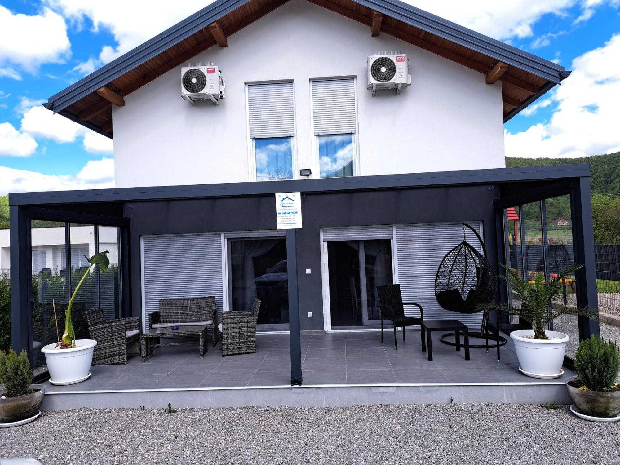 Am Una Lux House Bihać Exteriör bild